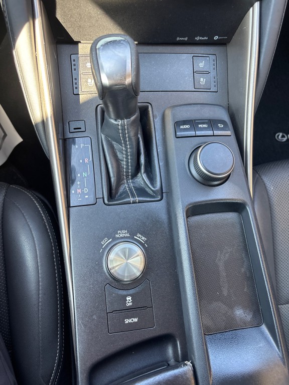 2018 Lexus IS 300 Image 19