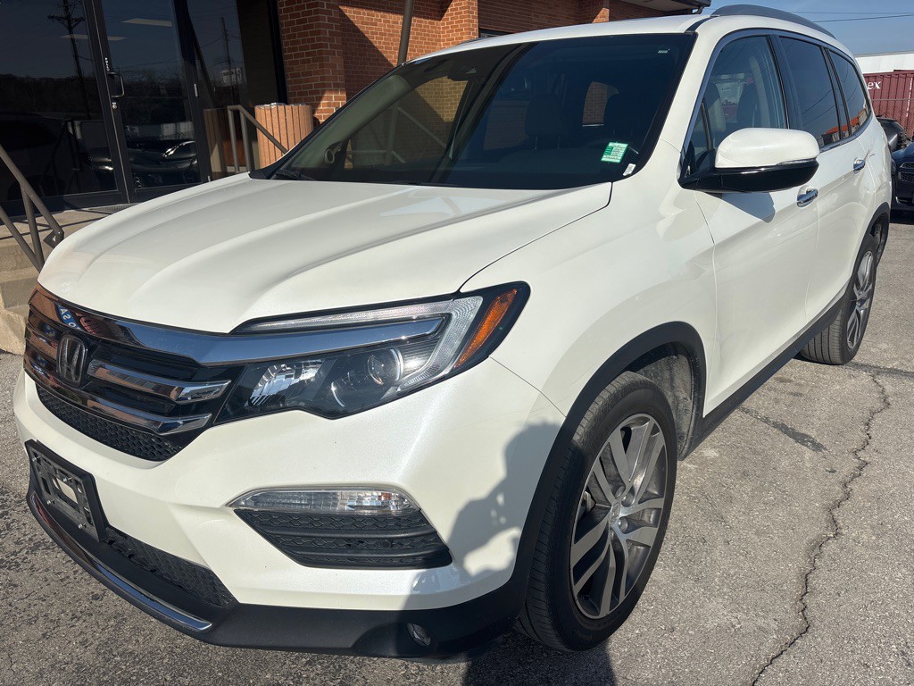 2017 Honda Pilot Image 2