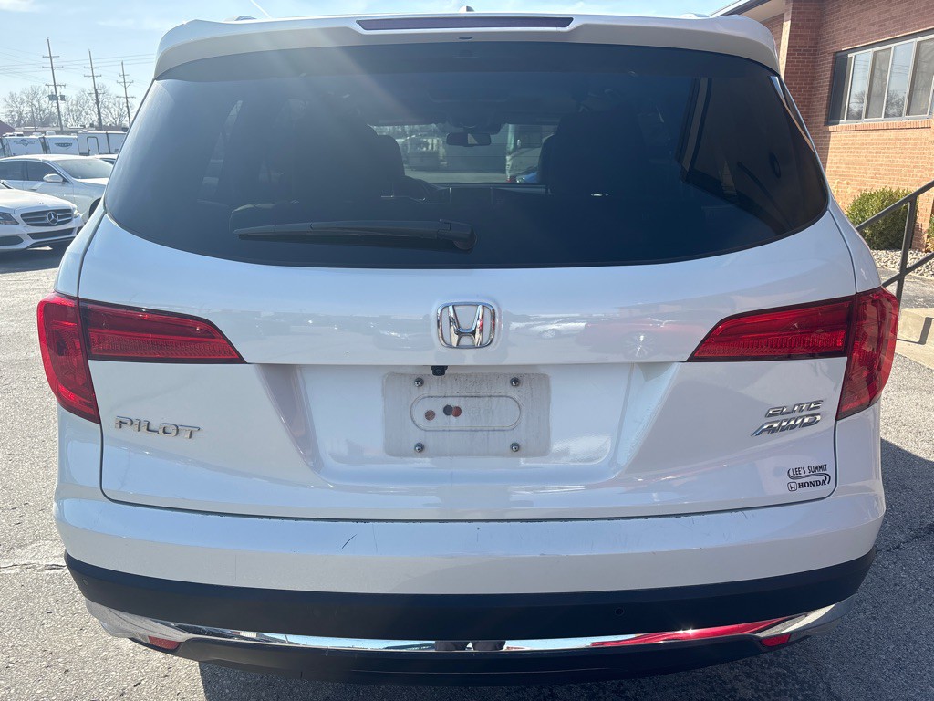 2017 Honda Pilot Image 7