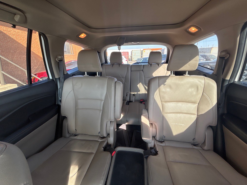 2017 Honda Pilot Image 13