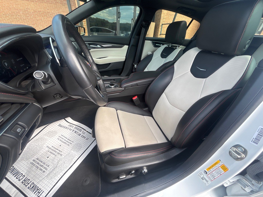 2023 Cadillac CT5 Image 17