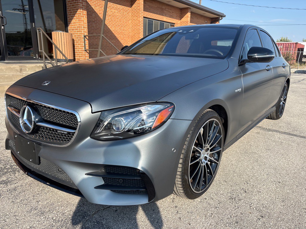 2017 Mercedes-Benz E-Class Image 2