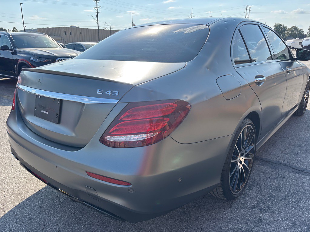 2017 Mercedes-Benz E-Class Image 11