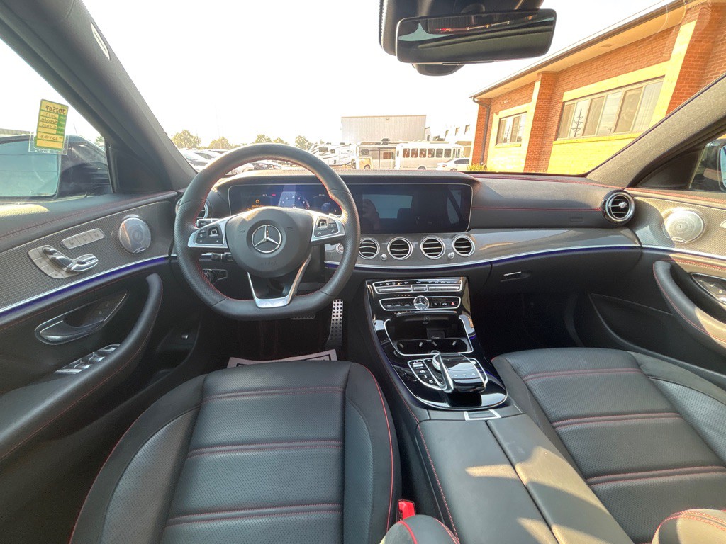 2017 Mercedes-Benz E-Class Image 24