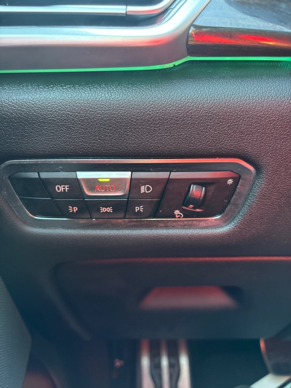 2023 BMW X6 Image 21