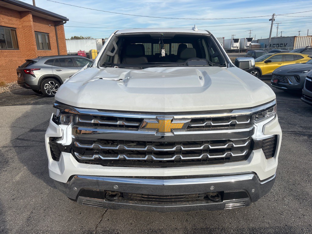 2025 Chevrolet Silverado 1500 Image 3