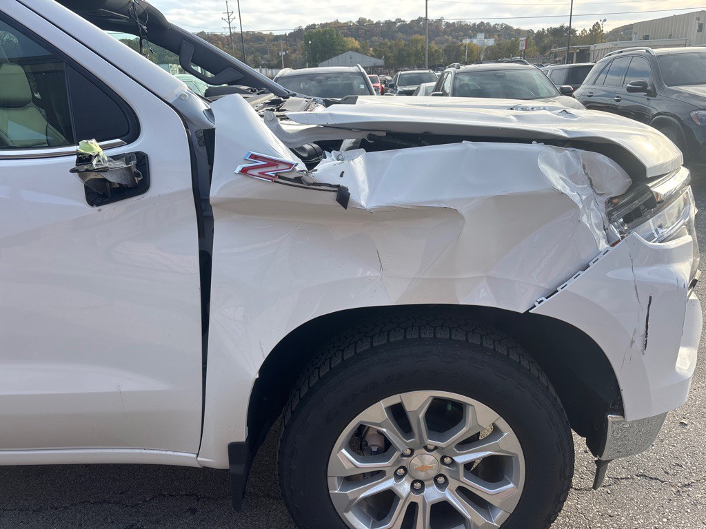 2025 Chevrolet Silverado 1500 Image 8