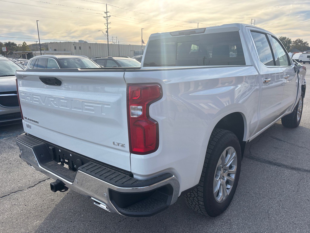 2025 Chevrolet Silverado 1500 Image 11