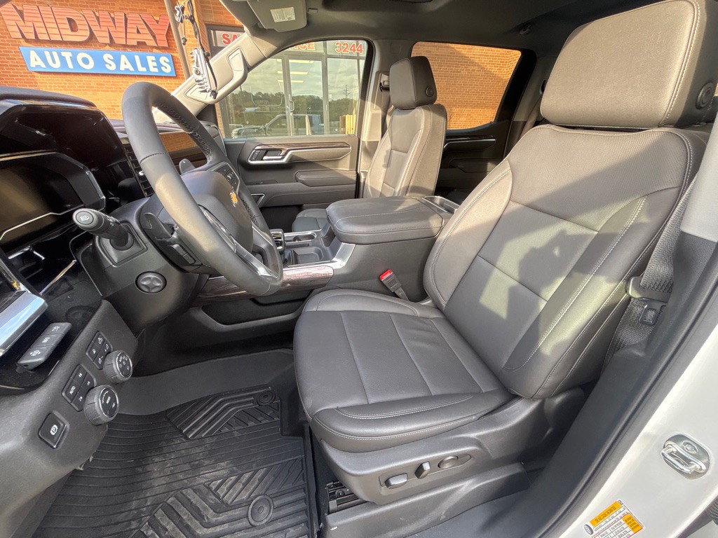 2025 Chevrolet Silverado 1500 Image 15