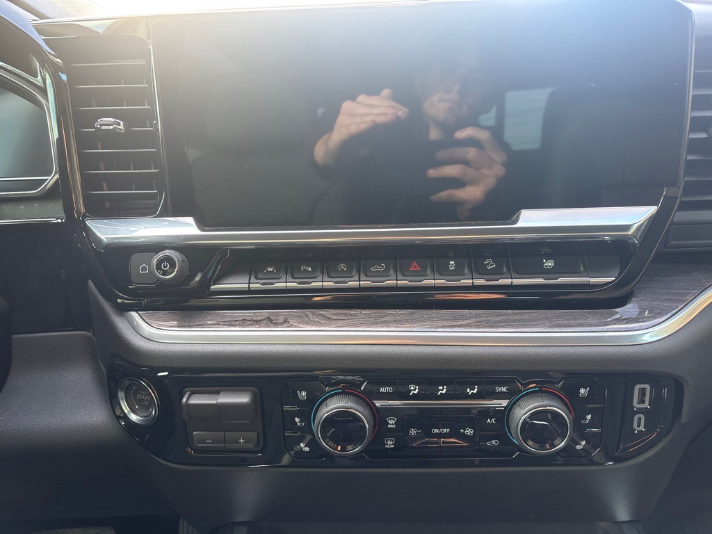 2025 Chevrolet Silverado 1500 Image 20