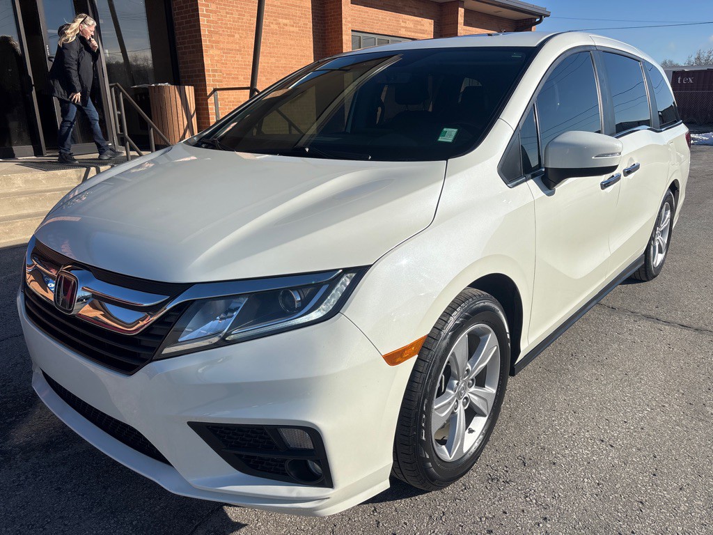 2019 Honda Odyssey Image 2