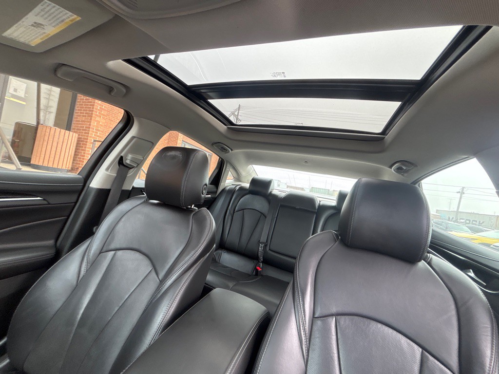 2018 Buick Lacrosse Image 23