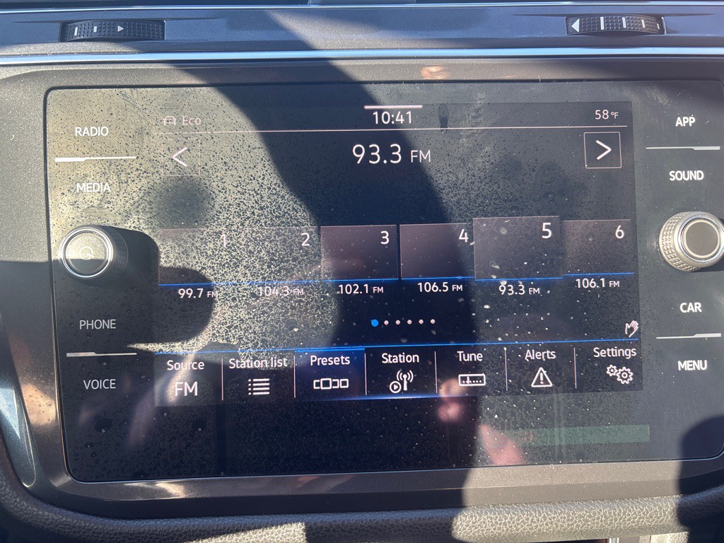 2021 Volkswagen Tiguan Image 25