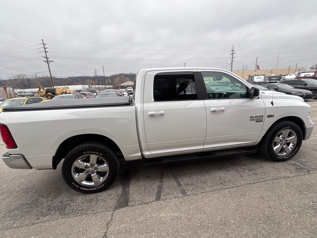 2019 RAM 1500 Image 7