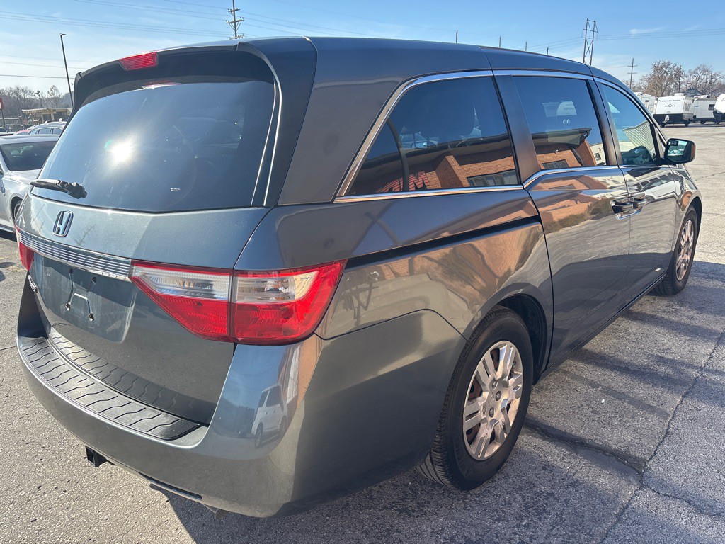 2011 Honda Odyssey Image 7