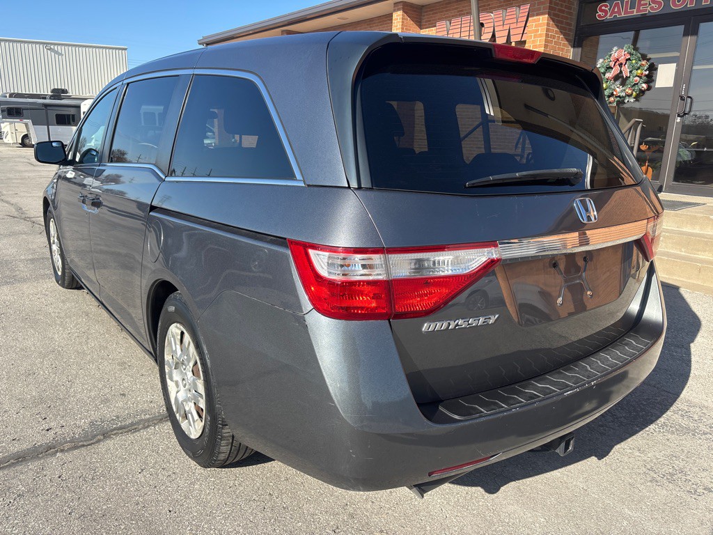 2011 Honda Odyssey Image 9
