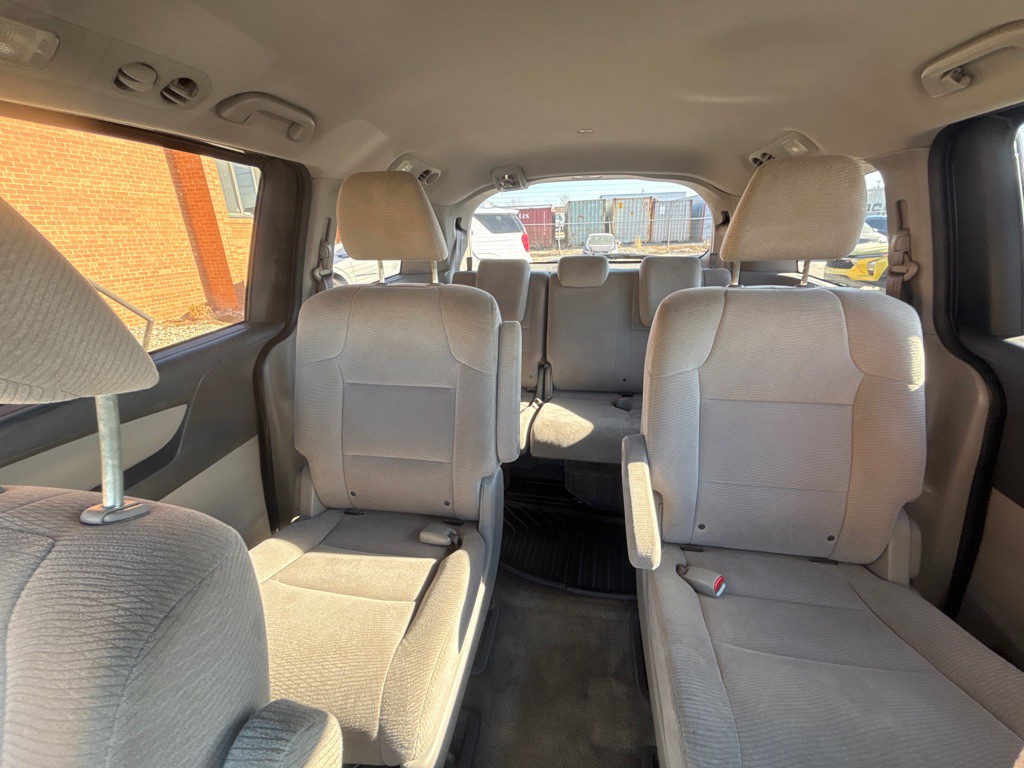 2011 Honda Odyssey Image 15