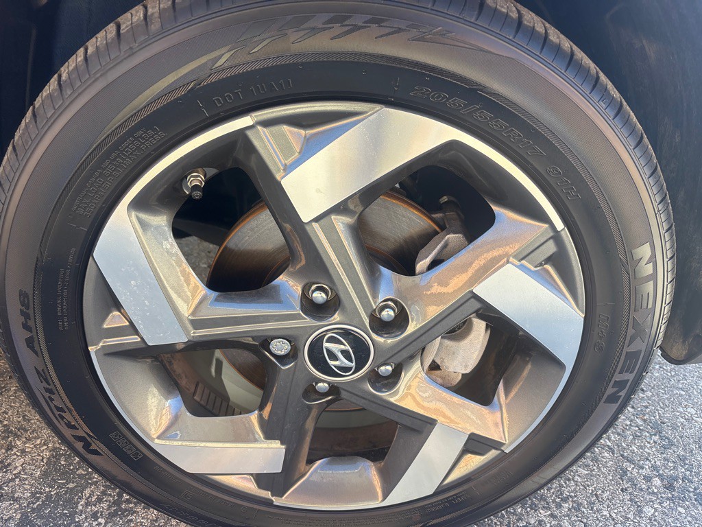 2025 Hyundai Venue Image 7