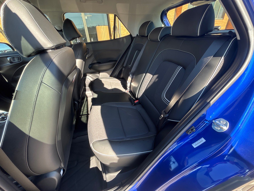 2025 Hyundai Venue Image 19