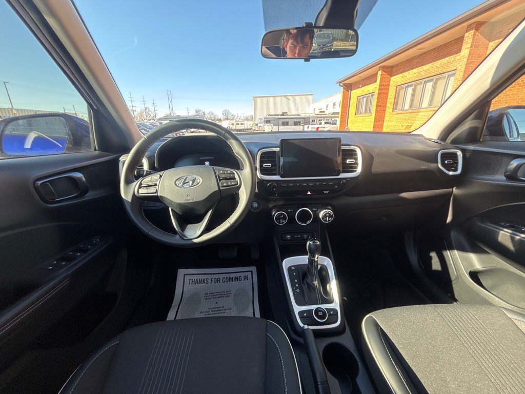 2025 Hyundai Venue Image 20