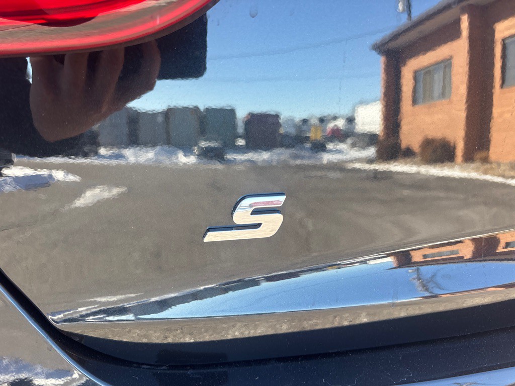 2019 Maserati Quattroporte Image 14