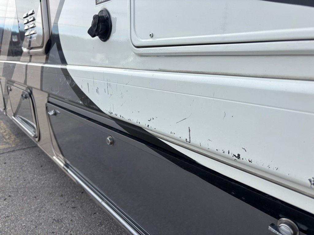 2019 Ford Econoline Image 18