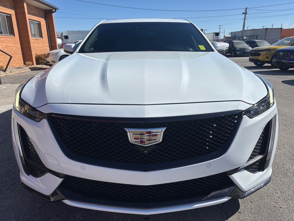 2023 Cadillac CT5 Image 3