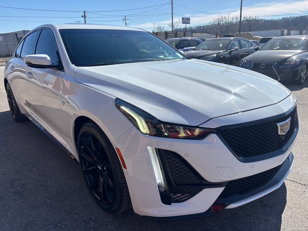 2023 Cadillac CT5 Image 4