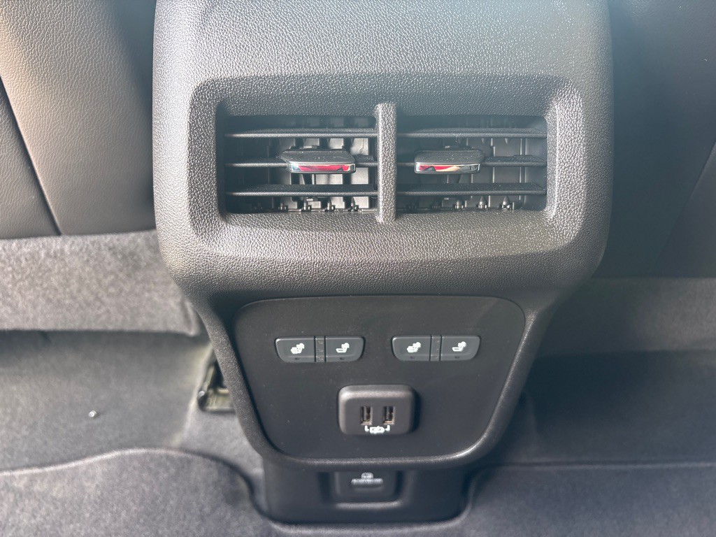 2022 Chevrolet Equinox Image 21