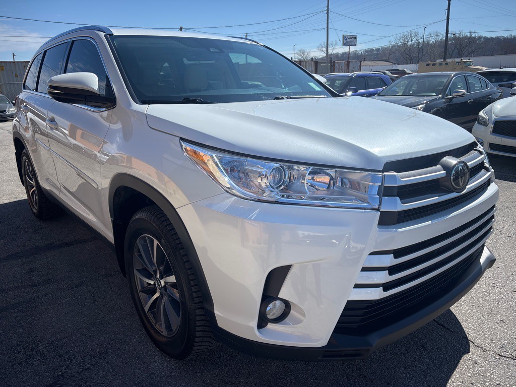 2019 Toyota Highlander Image 4