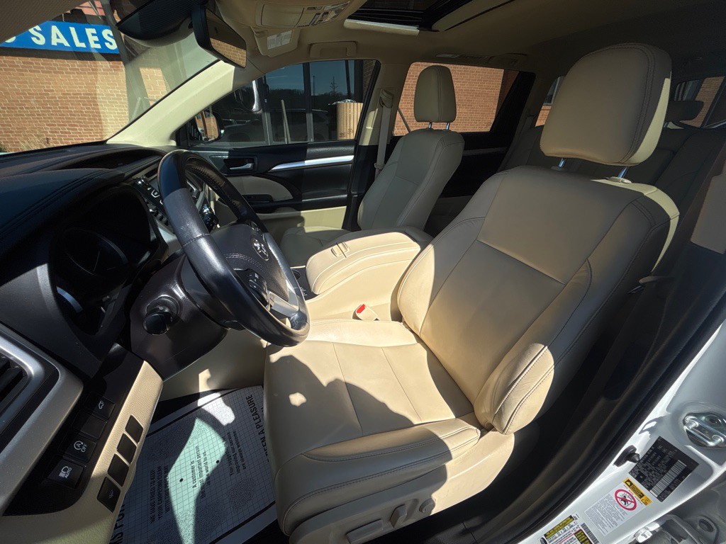 2019 Toyota Highlander Image 13