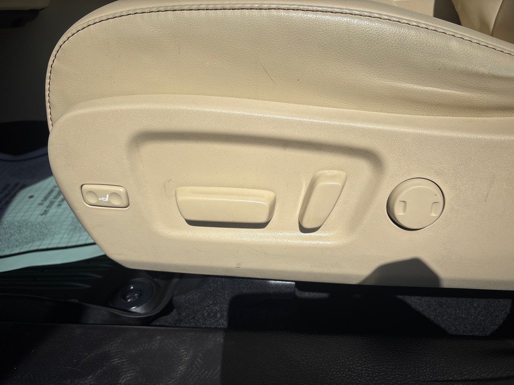 2019 Toyota Highlander Image 14