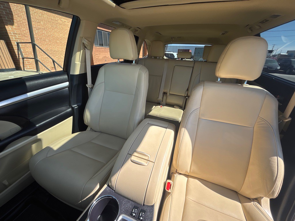 2019 Toyota Highlander Image 15