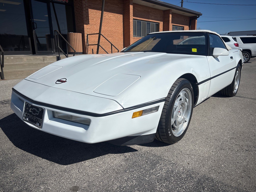 1990 Chevrolet Corvette Image 2