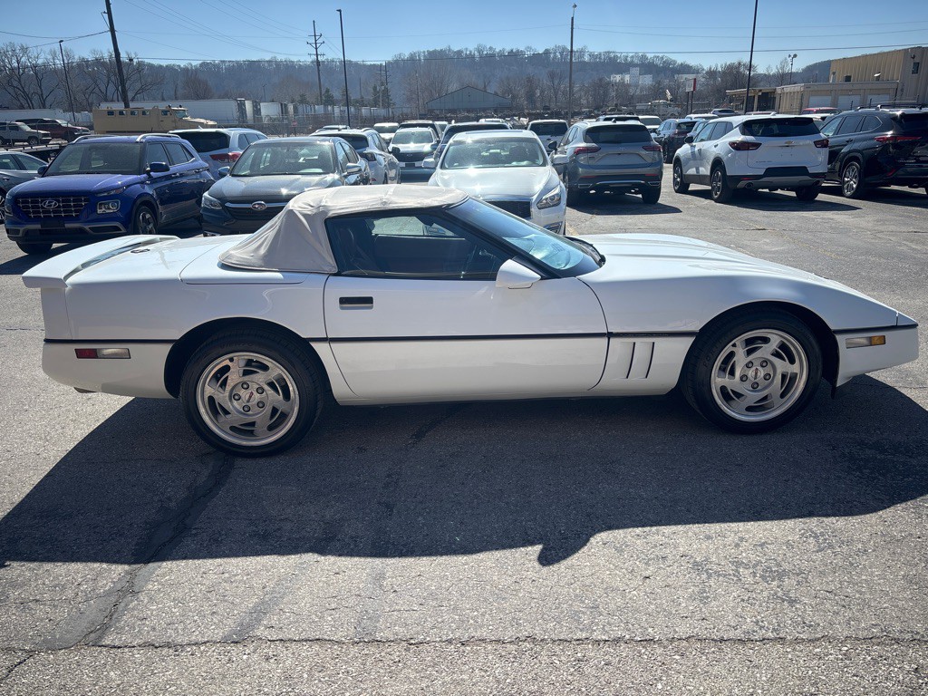 1990 Chevrolet Corvette Image 7