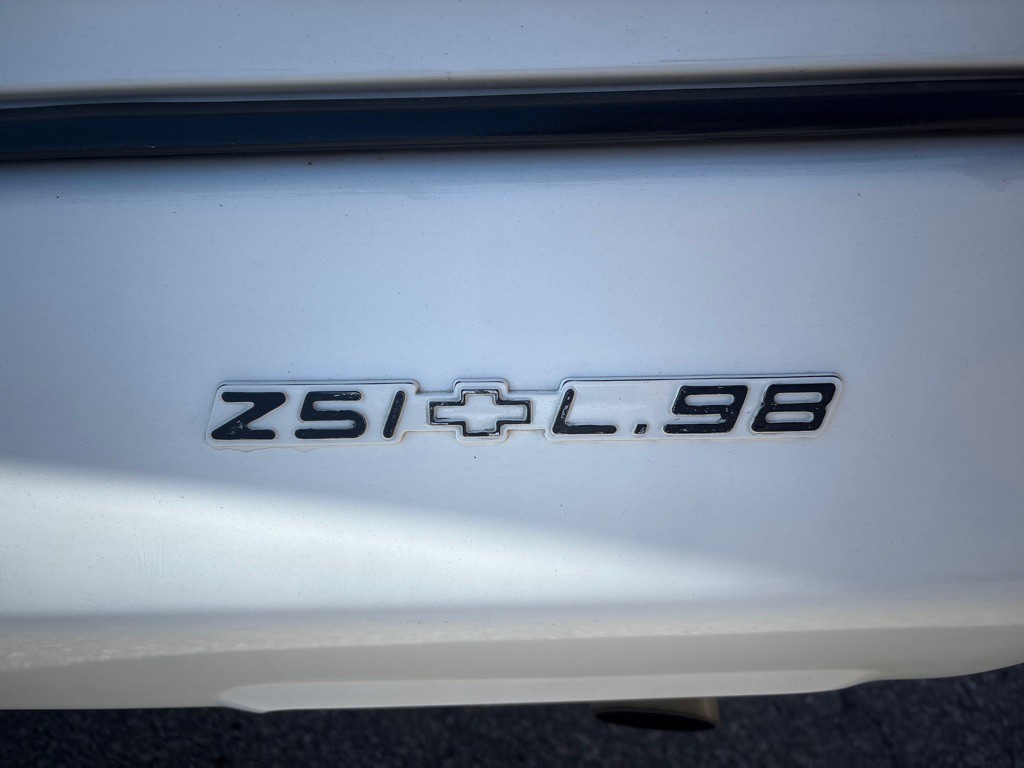 1990 Chevrolet Corvette Image 13