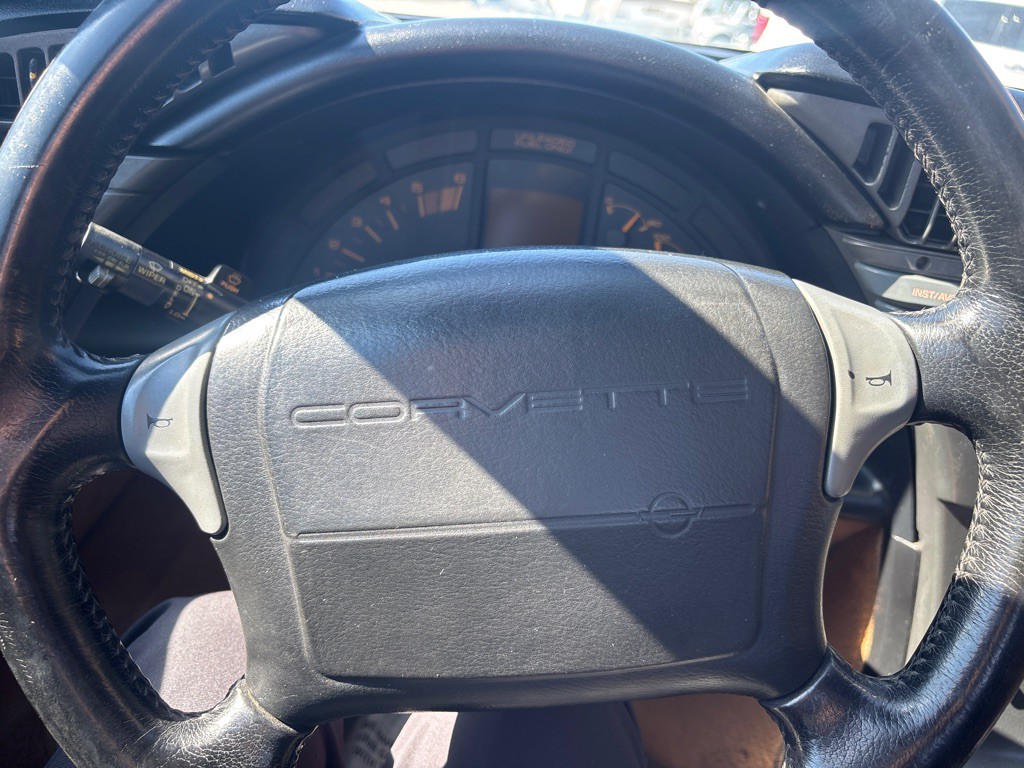 1990 Chevrolet Corvette Image 23