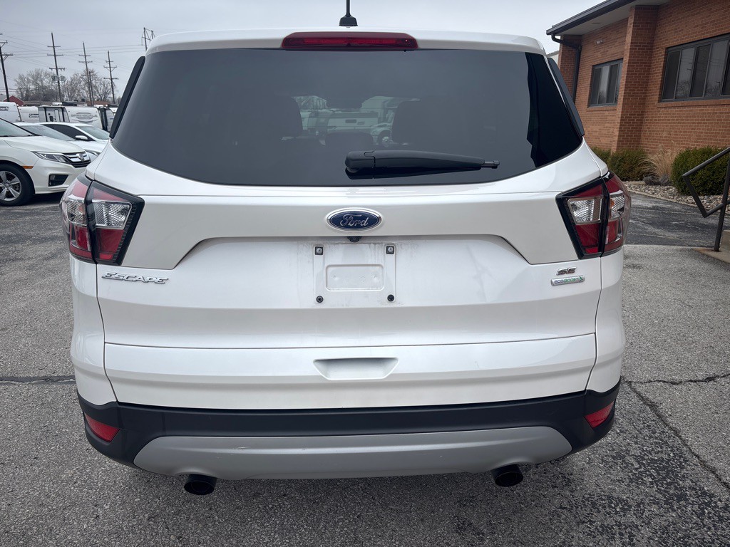 2017 Ford Escape Image 9