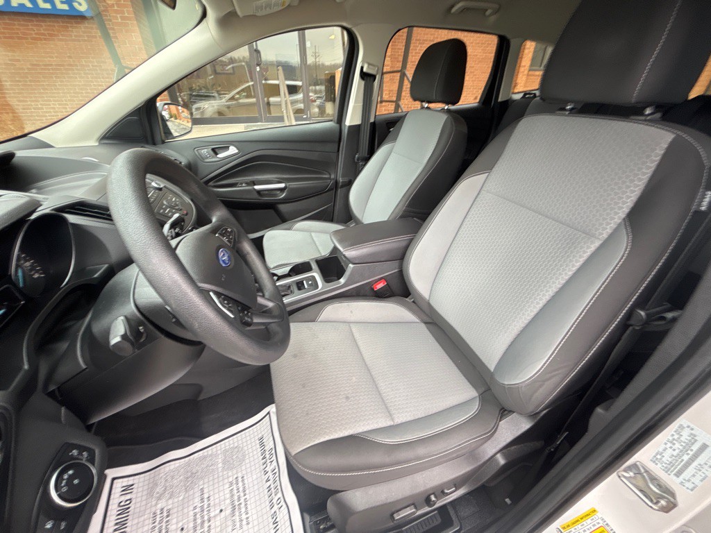 2017 Ford Escape Image 12