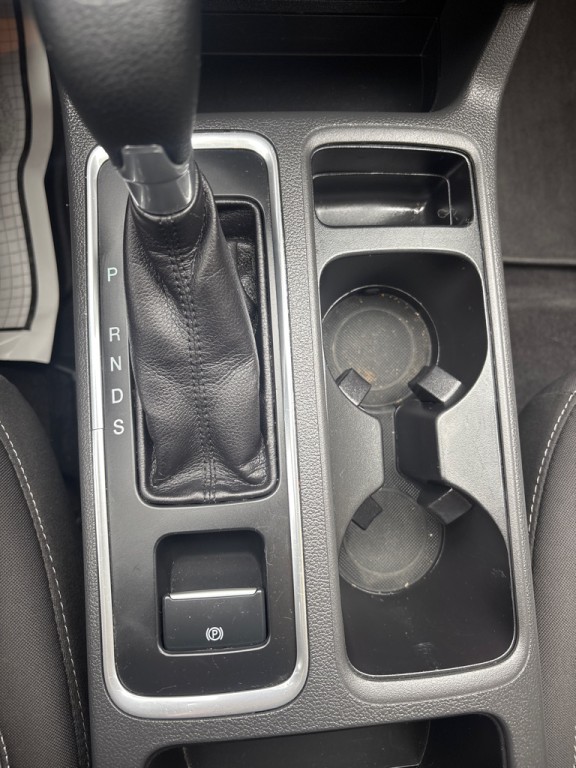 2017 Ford Escape Image 19