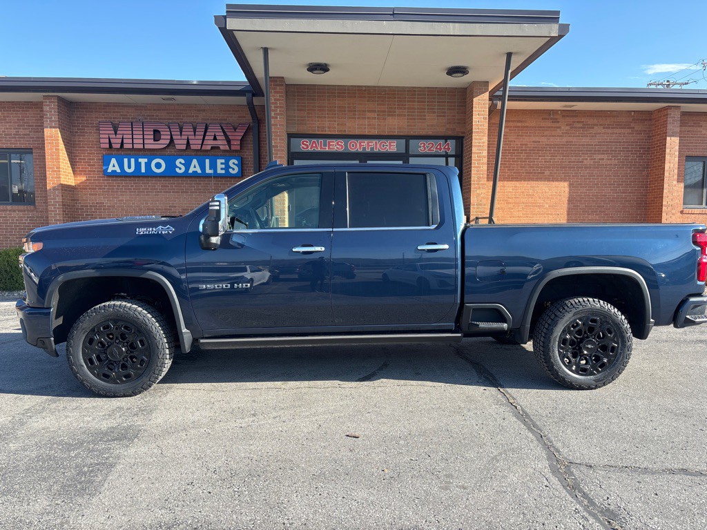2022 Chevrolet Silverado 1500 Image 1