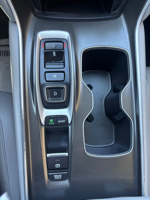 2018 Honda Accord Image 25
