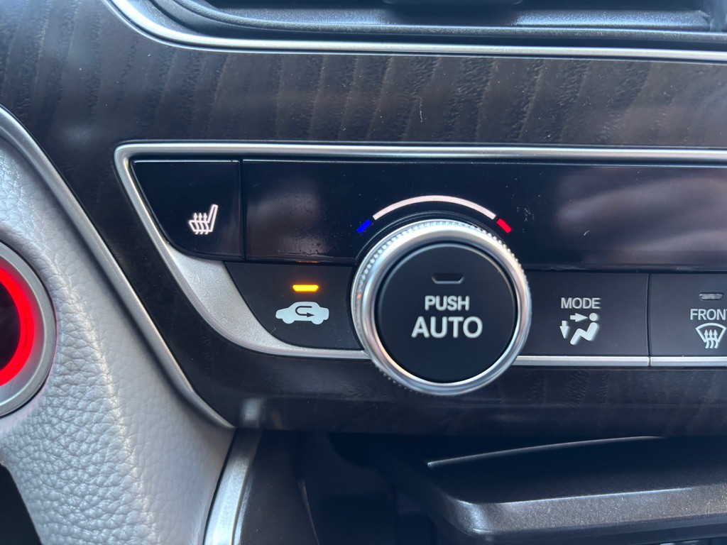 2018 Honda Accord Image 28