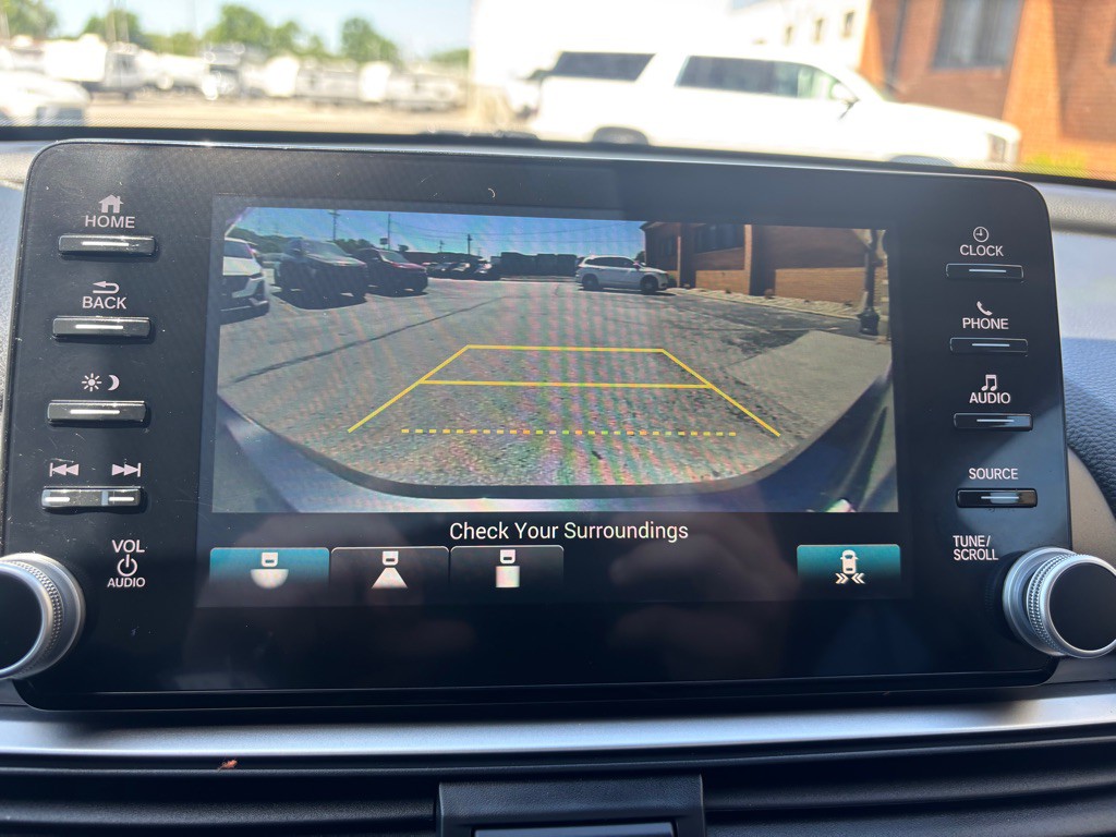 2018 Honda Accord Image 30