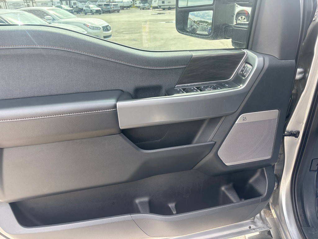 2025 Ford F-150 Image 18