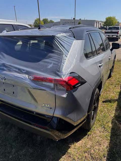 2021 Toyota Rav4 Image 4