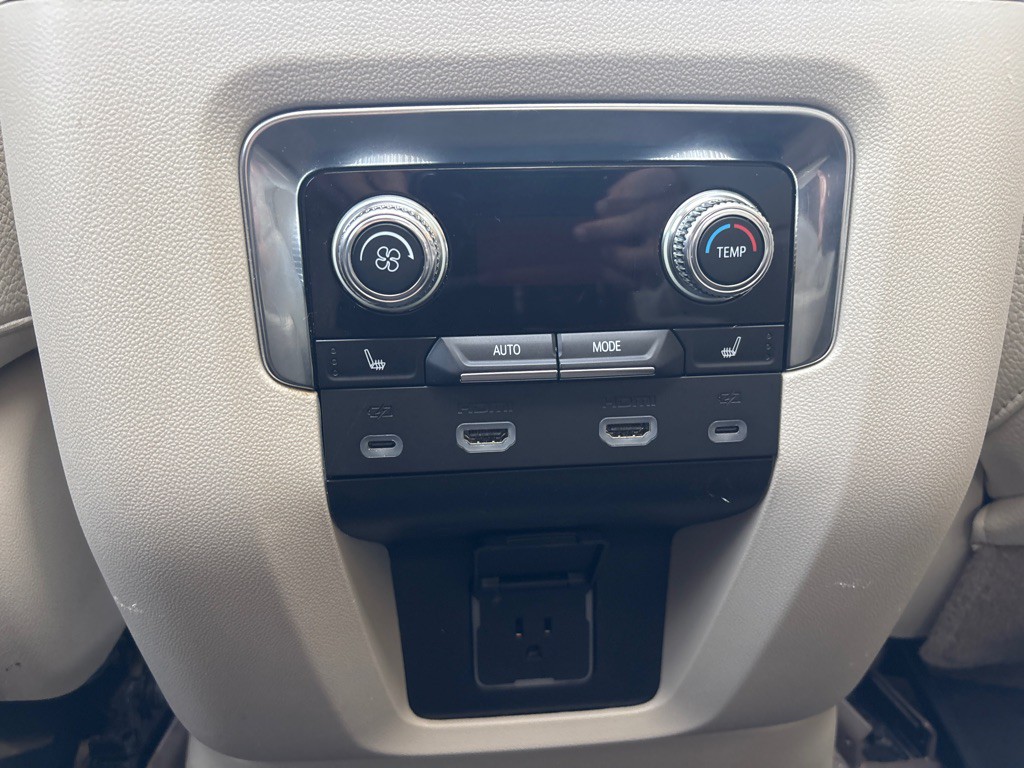 2024 GMC Yukon Image 26