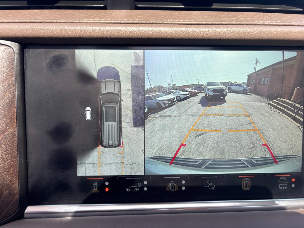 2024 GMC Yukon Image 33