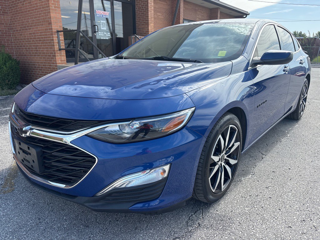 2023 Chevrolet Malibu Image 2