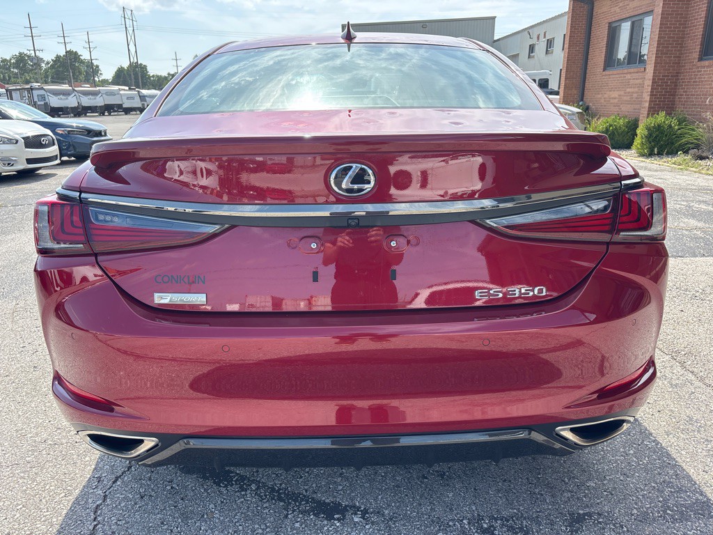 2021 Lexus ES 350 Image 17
